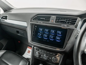 Внедорожник Volkswagen Tiguan 2019 года, 2600000 рублей, Красноярск