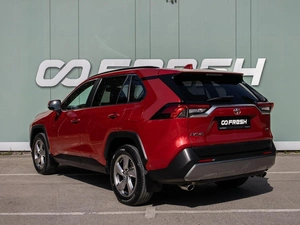 Внедорожник Toyota RAV4 2021 года, 3230000 рублей, Большой Сочи