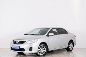 Седан Toyota Corolla 2012 года, 939000 рублей, Красноярск