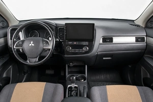 Внедорожник Mitsubishi Outlander 2014 года, 1739000 рублей, Челябинск