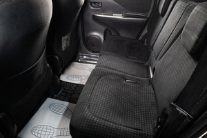 Хетчбэк Toyota Ractis 2009 года, 754000 рублей, Сургут
