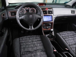 Хетчбэк Peugeot 307 2004 года, 359000 рублей, Воронеж