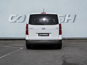 Минивэн Hyundai H-1 2015 года, 2100000 рублей, Волгоград