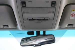 Внедорожник Toyota Land Cruiser 2010 года, 3199000 рублей, Омск