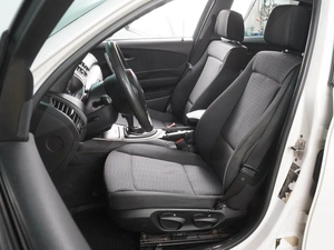 Хетчбэк BMW 1 серия 2010 года, 999000 рублей, Воронеж