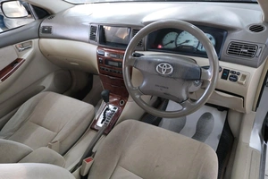 Седан Toyota Corolla 2000 года, 579000 рублей, Омск