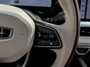 Внедорожник Geely Monjaro 2023 года, 2998000 рублей, Краснодар