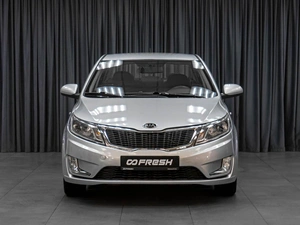 Седан Kia Rio 2013 года, 899000 рублей, Тюмень