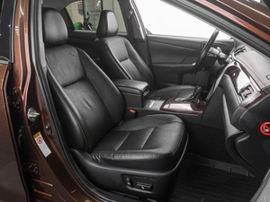 Седан Toyota Camry 2018 года, 2199000 рублей, Тюмень