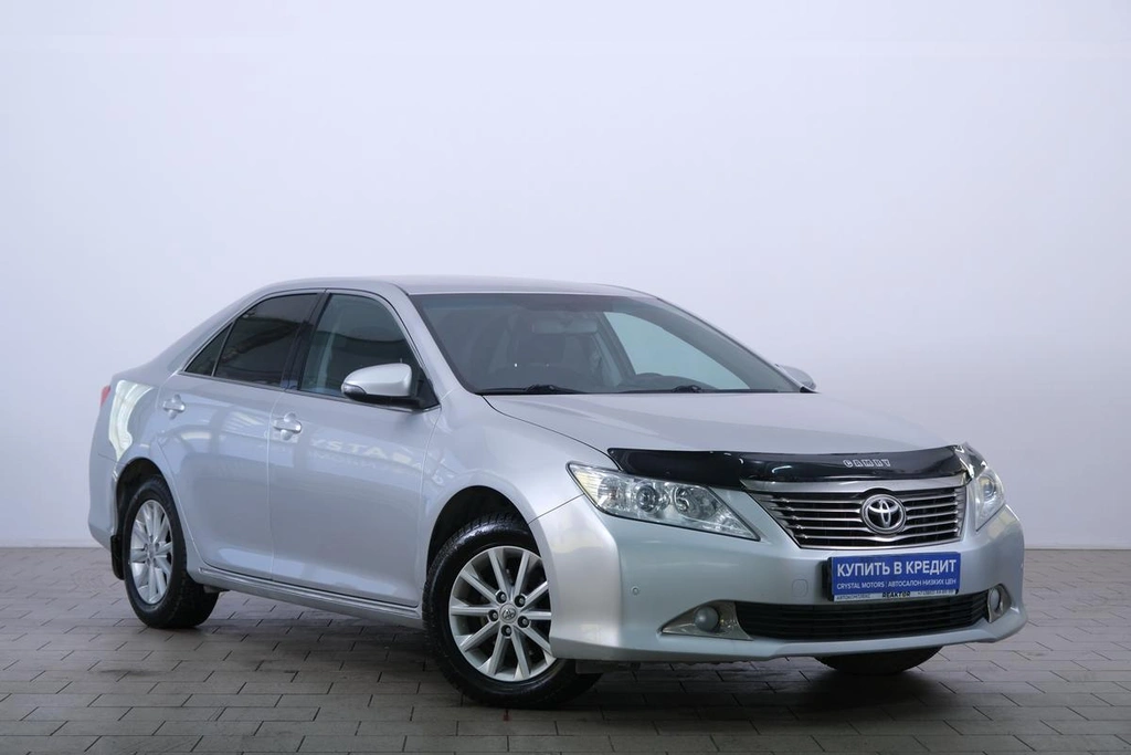 Седан Toyota Camry 2013 года, 1519000 рублей, Омск