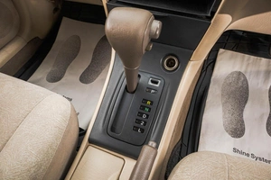 Седан Toyota Corolla 2002 года, 619000 рублей, Барнаул