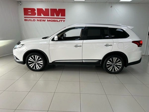 Внедорожник Mitsubishi Outlander 2019 года, 2960000 рублей, Смоленск