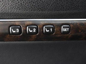 Внедорожник Toyota Land Cruiser 2013 года, 3900000 рублей, Омск