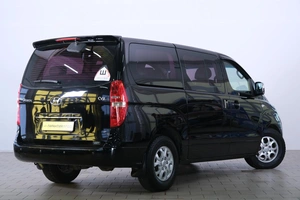 Минивэн Hyundai Grand Starex 2011 года, 1649000 рублей, Омск