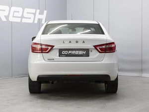 Седан ВАЗ (LADA) Vesta 2017 года, 960000 рублей, Омск