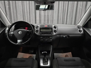 Внедорожник Volkswagen Tiguan 2008 года, 650000 рублей, Красноярск