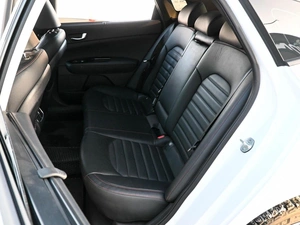 Седан Kia Optima 2019 года, 2099000 рублей, Волгоград