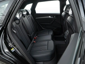 Внедорожник Audi Q5 2025 года, 5799050 рублей, Москва