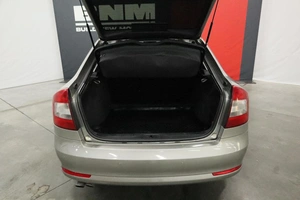 Хэтчбек Skoda Octavia 2011 года, 980000 рублей, Курск
