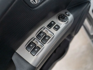 Внедорожник Kia Sportage 2005 года, 750000 рублей, Красноярск