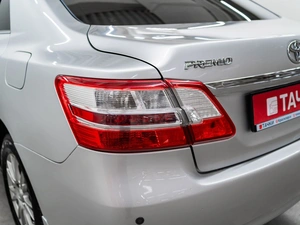 Седан Toyota Premio 2011 года, 1150000 рублей, Красноярск