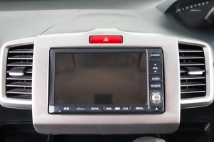 Минивэн Honda Freed 2012 года, 1349000 рублей, Пермь