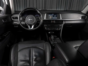 Седан Kia Optima 2018 года, 2049000 рублей, Тюмень