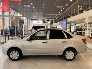Седан ВАЗ (LADA) Granta 2013 года, 700000 рублей, Орёл