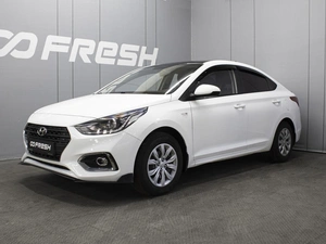 Седан Hyundai Solaris 2018 года, 1293000 рублей, Омск