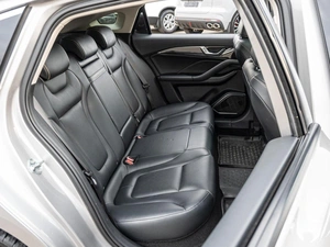 Лифтбек FAW Bestune B70 2023 года, 1870000 рублей, Краснодар