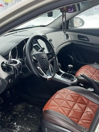 Седан Chevrolet Cruze 2012 года, 600000 рублей, Красноярск