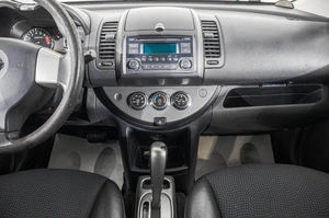 Хетчбэк Nissan Note 2012 года, 849000 рублей, Барнаул