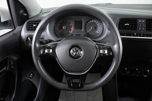 Седан Volkswagen Polo 2015 года, 859000 рублей, Пермь