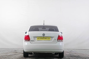 Седан Volkswagen Polo 2013 года, 619000 рублей, Кемерово