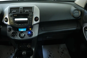 Внедорожник Toyota RAV4 2007 года, 1339000 рублей, Омск
