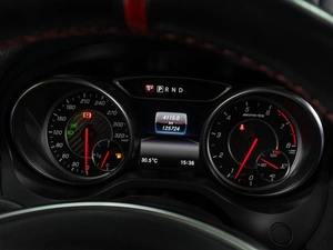 Седан Mercedes-benz CLA-класс AMG 2016 года, 2649000 рублей, Тюмень