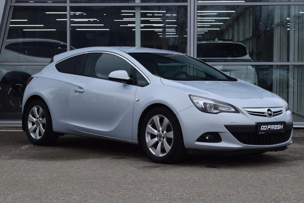 Хетчбэк Opel Astra 2012 года, 1010000 рублей, Ярославль