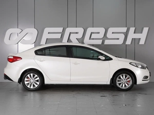 Седан Kia Cerato 2015 года, 1349000 рублей, Красный Пахарь