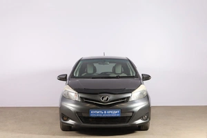 Хетчбэк Toyota Vitz 2011 года, 599000 рублей, Новосибирск