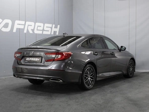 Седан Honda Accord 2021 года, 2700000 рублей, Омск