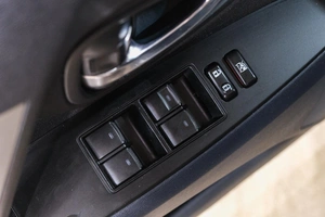 Седан Toyota Avensis 2012 года, 1529000 рублей, Новокузнецк