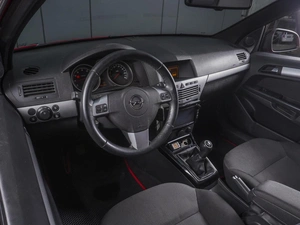 Седан Opel Astra 2010 года, 559000 рублей, Ростов-на-Дону