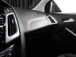 Седан Ford Focus 2012 года, 1079000 рублей, Тюмень