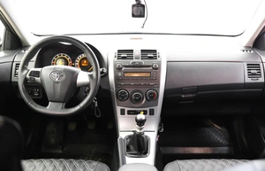 Седан Toyota Corolla 2012 года, 1222000 рублей, Орёл