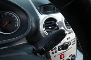 Хетчбэк Opel Corsa 2007 года, 459000 рублей, Челябинск