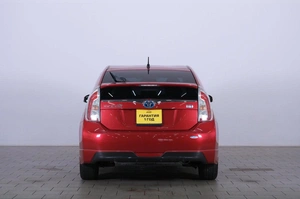 Лифтбек Toyota Prius 2013 года, 1239000 рублей, Омск