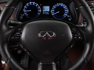 Внедорожник Infiniti QX50 2016 года, 2100000 рублей, Тюмень