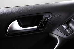 Внедорожник Volkswagen Tiguan 2014 года, 1649000 рублей, Пермь