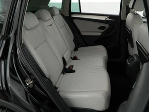 Внедорожник Volkswagen Tiguan 2019 года, 2632444 рублей, Москва