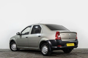 Седан Renault Logan 2011 года, 419000 рублей, Сургут